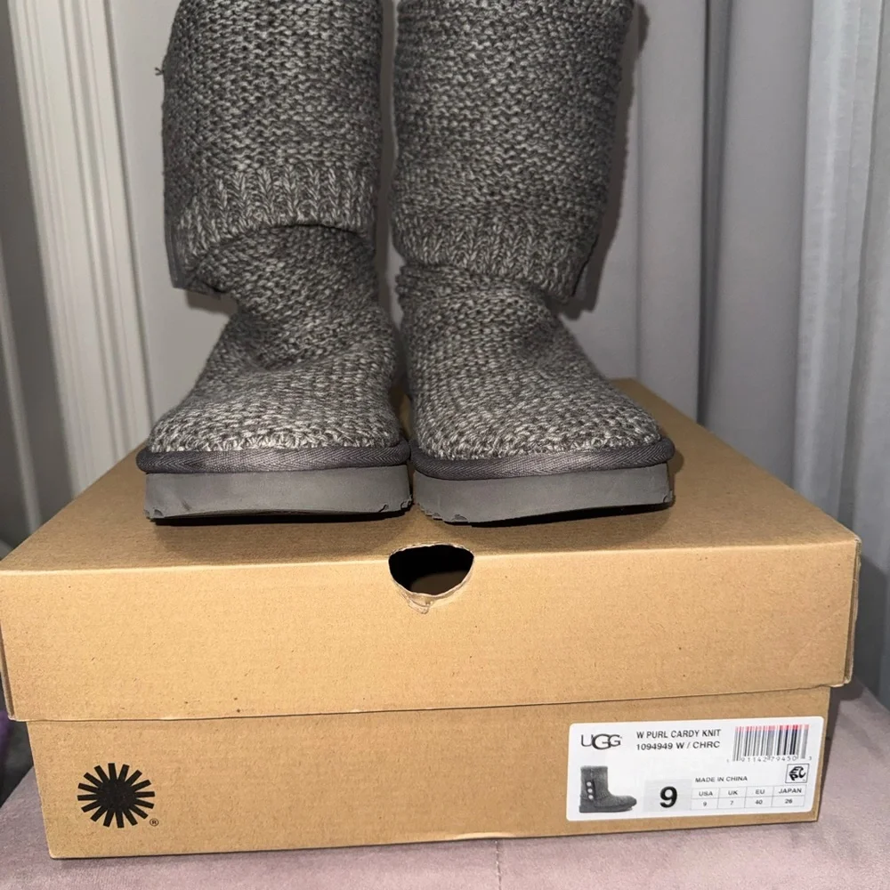 UGG Charcoal Knit Boots Size 9 - Picture 1 of 7